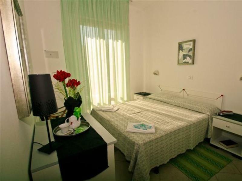 Standard Double Room,1005535474:JPEG