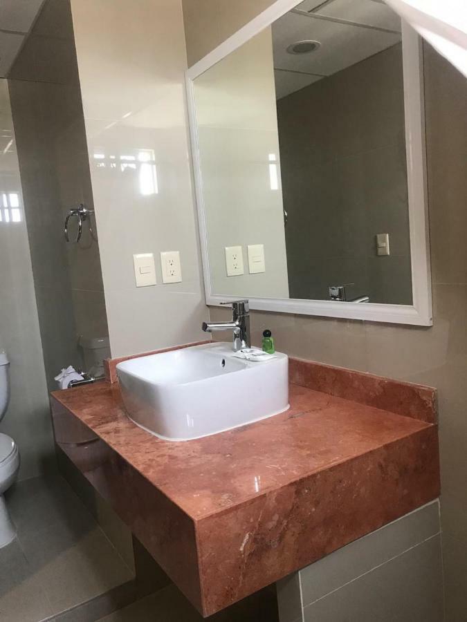 Deluxe Room,826954715:JPEG