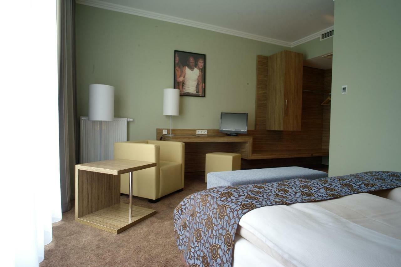 Economy Twin Room