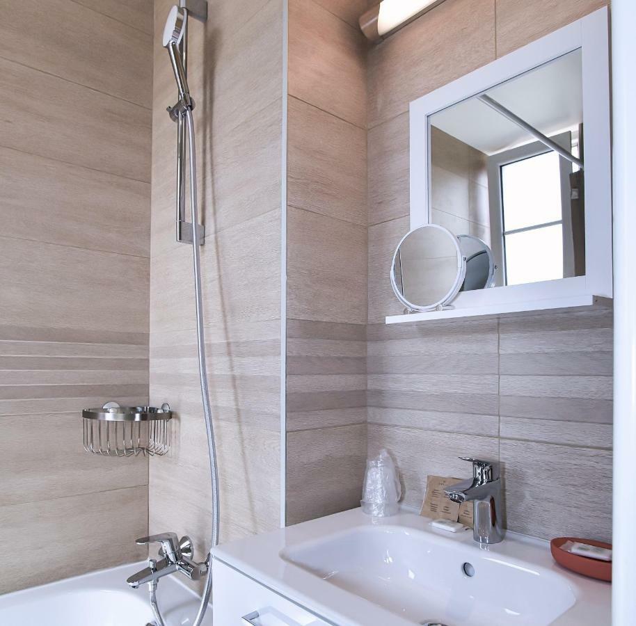 Superior Double Room Street View