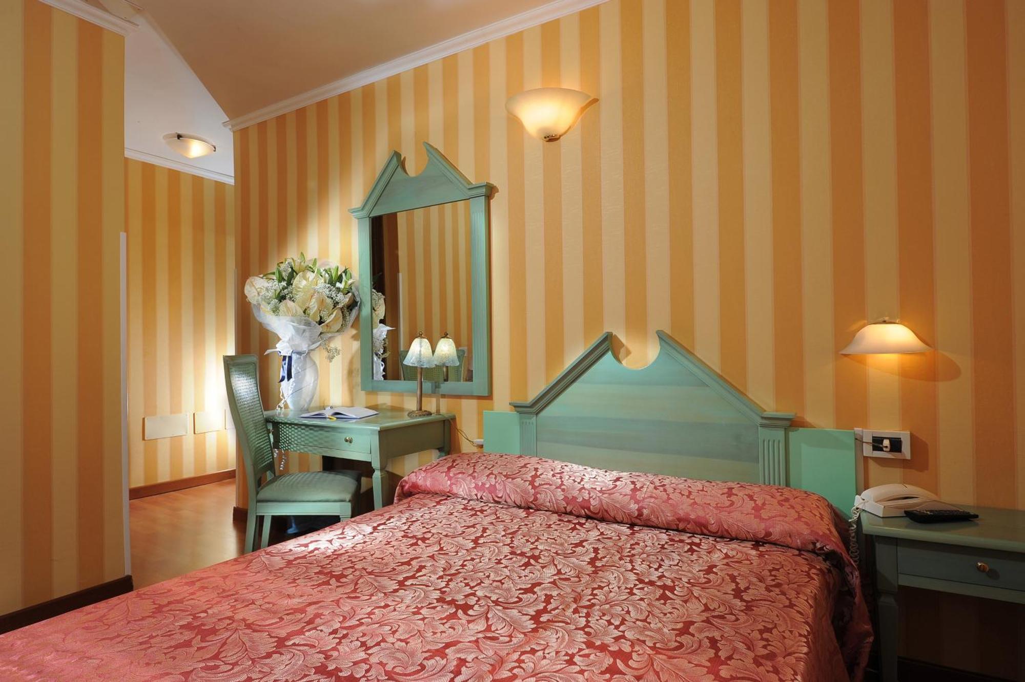 Chambre Double ou Lits Jumeaux