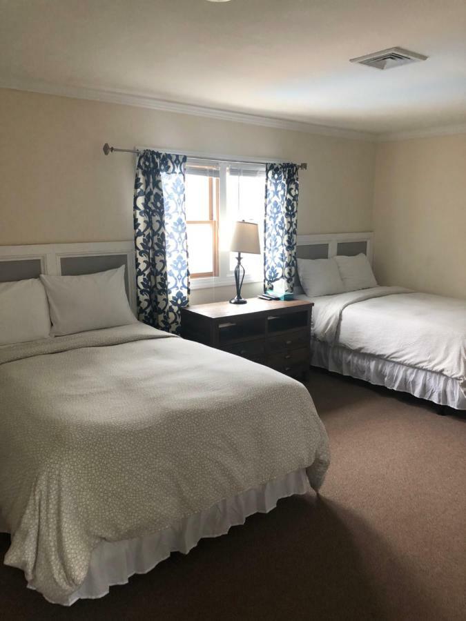 Two-Bedroom Apartment,843463034:JPEG