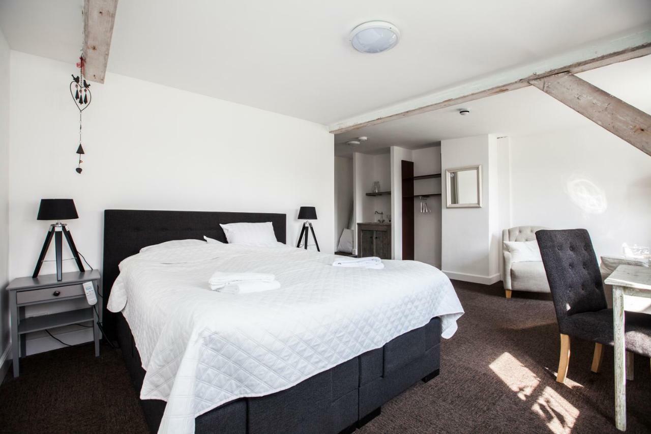 Deluxe King Room,854841383:JPEG