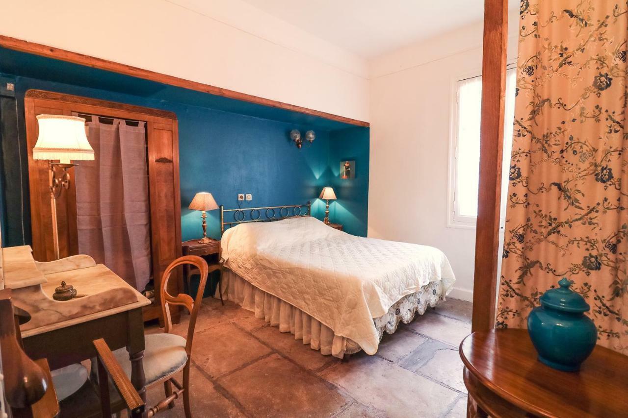 Double Room,870266600:JPEG