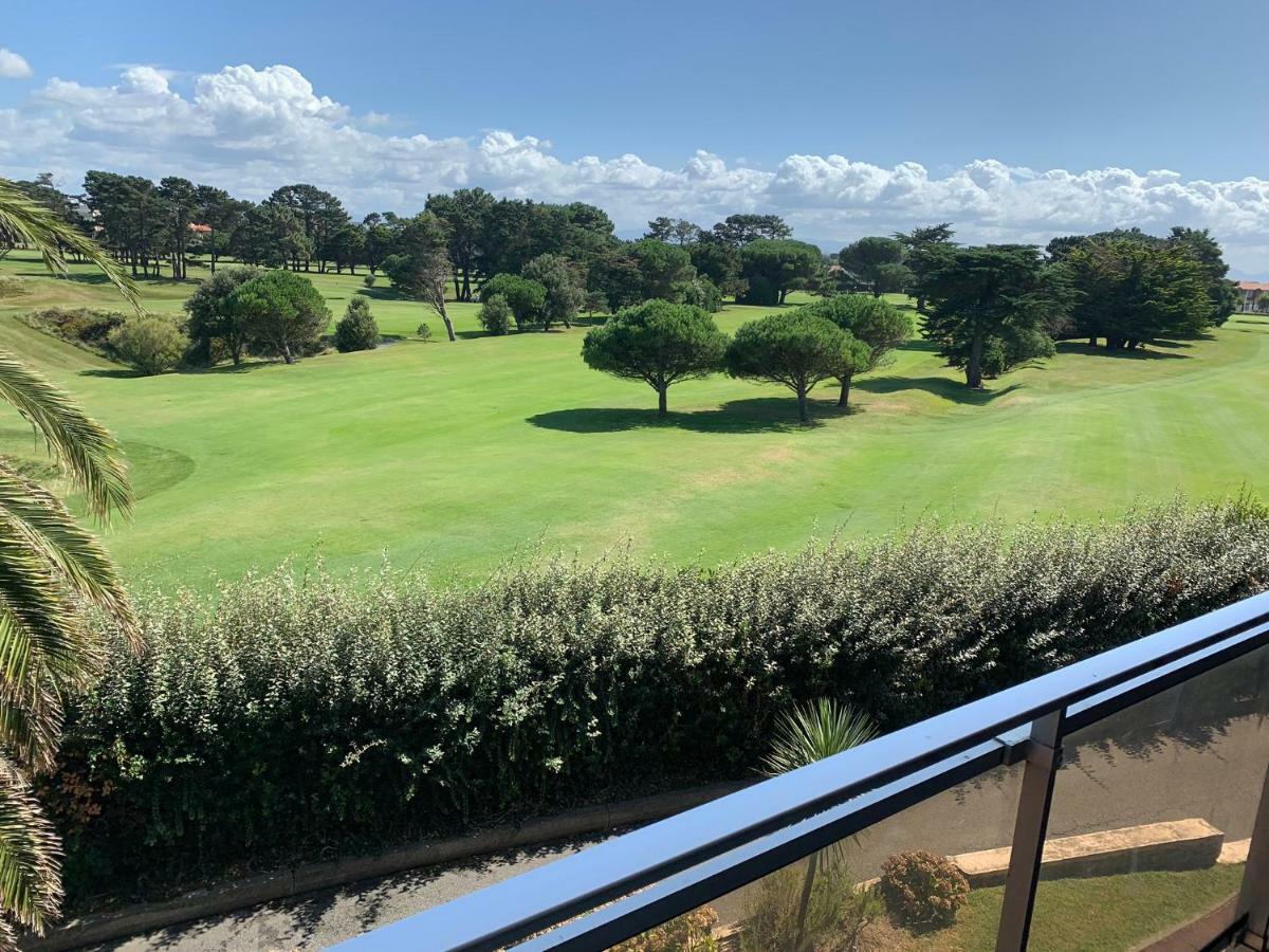 One-Bedroom Apartment Golf View,1372048796:JPEG