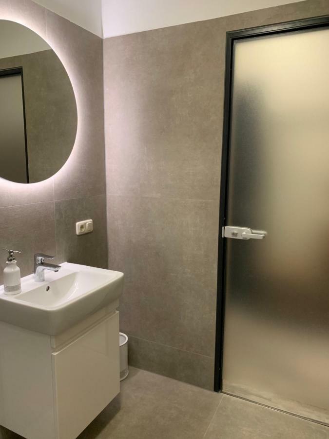 Double or Twin Room Bathroom