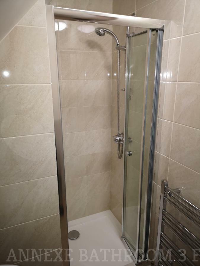 Double Annexe Room with Shared Bathroom