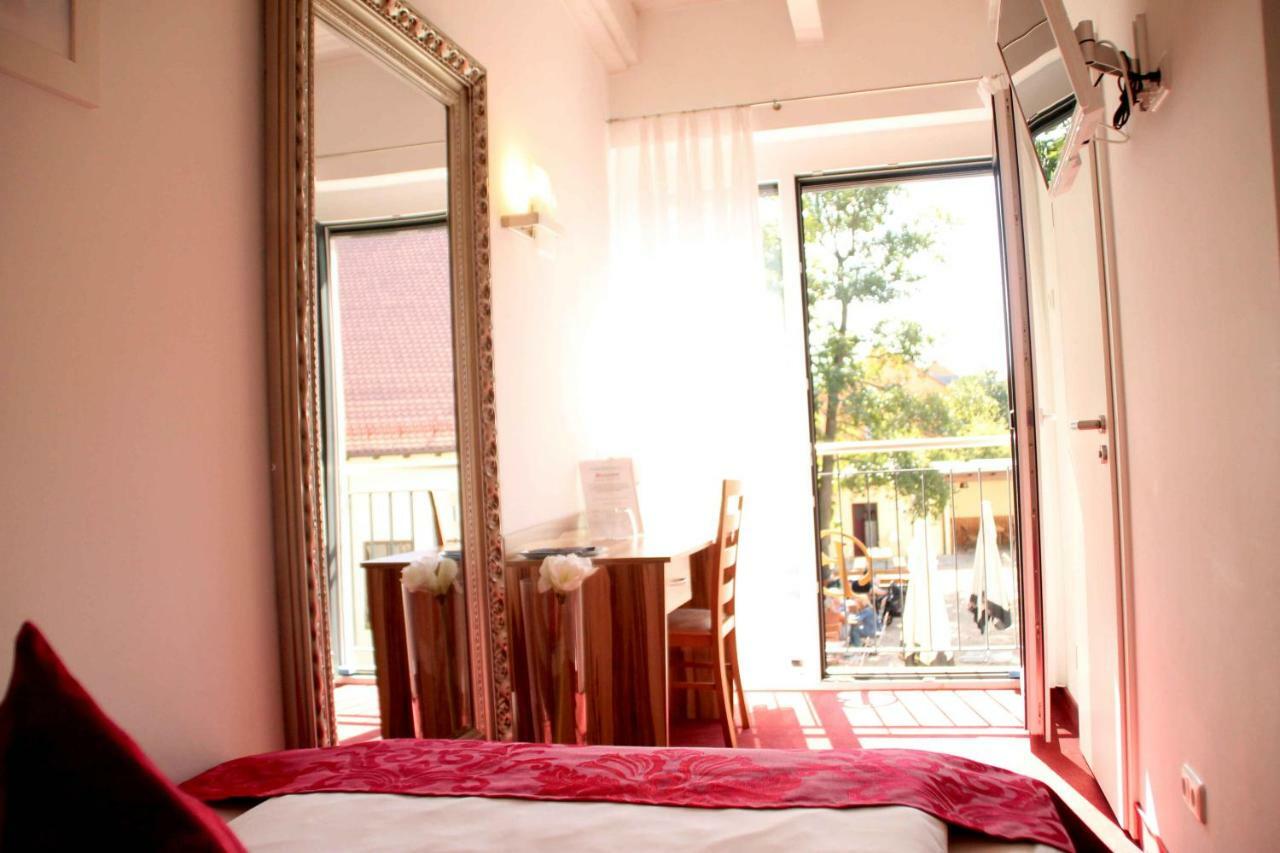 Single Room french balcony