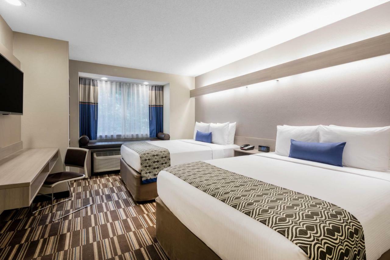 Queen Room Two Queen Beds Disability Access or Non-Smoking