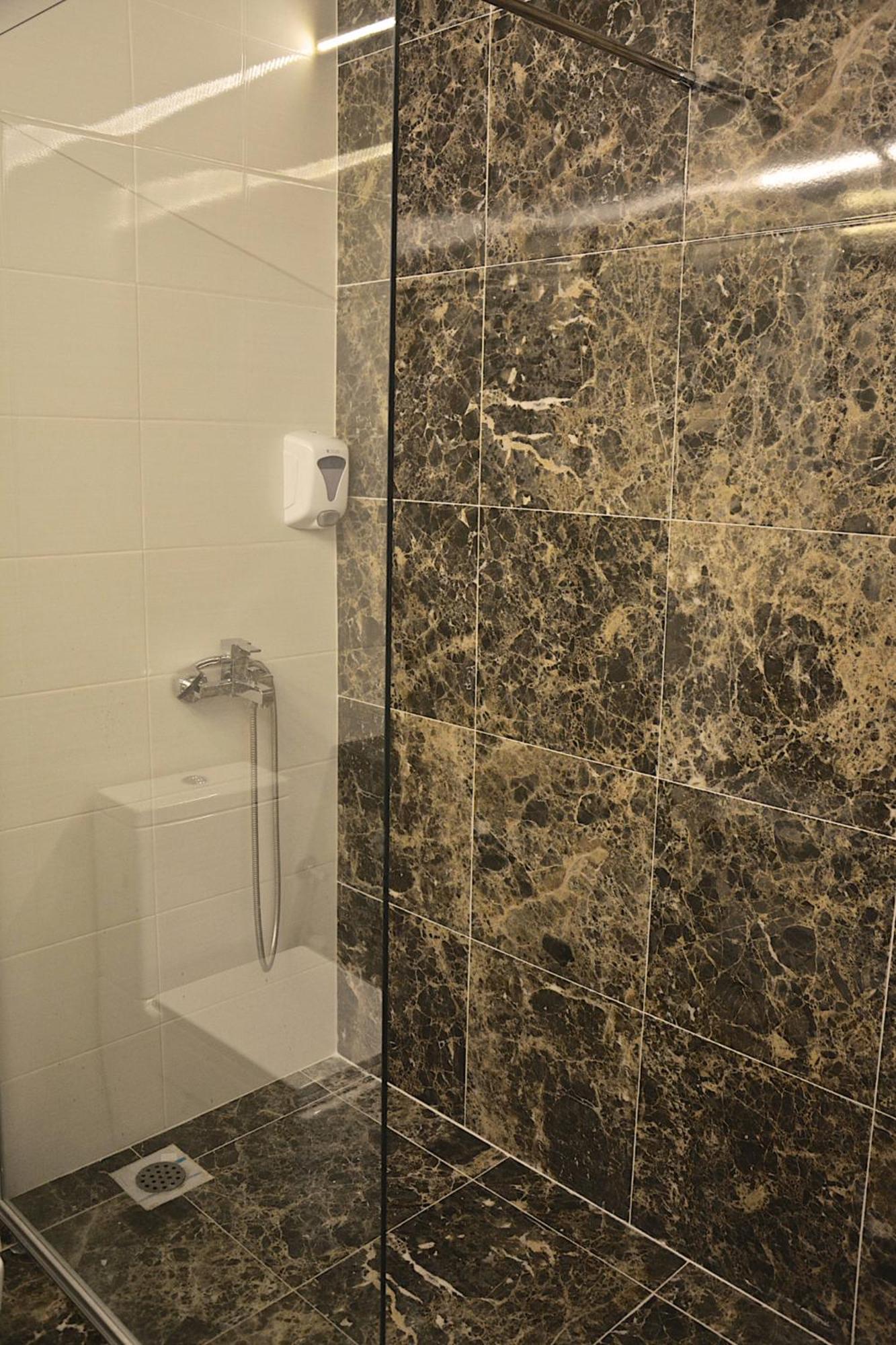 Superior Triple Room with City View