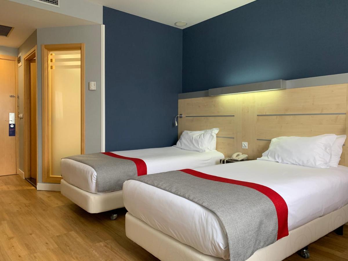Standard Room,1272815908:JPEG