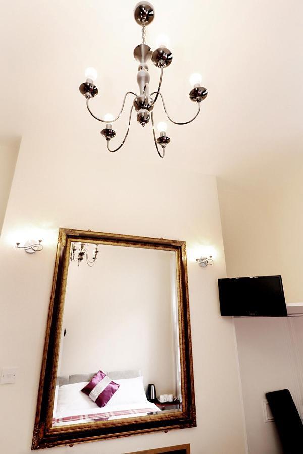 Basic Triple Room