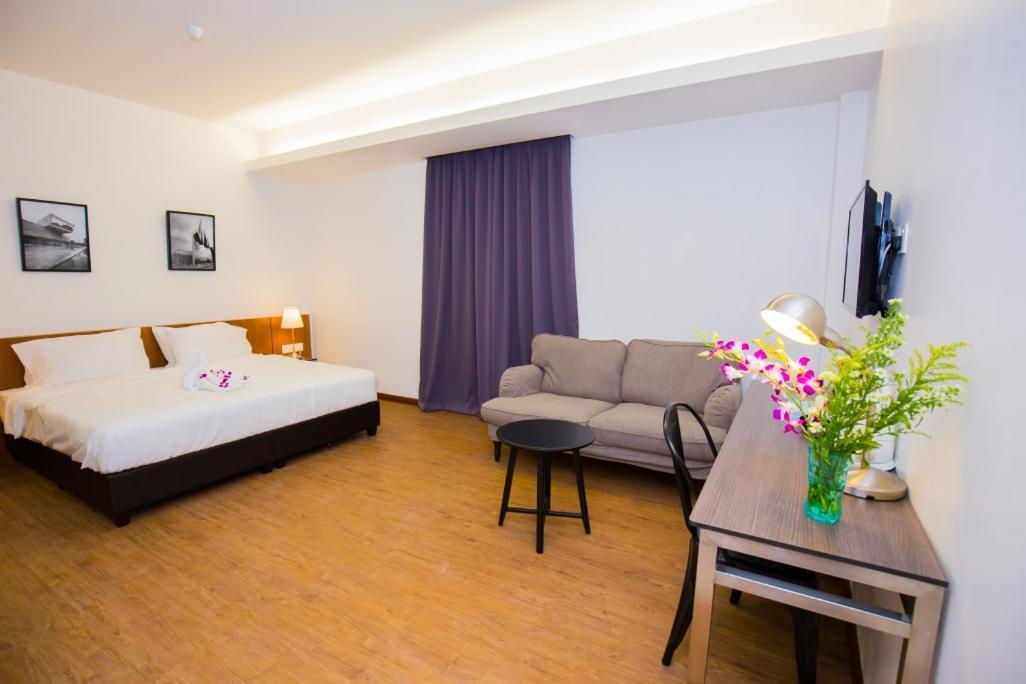 Executive Suite