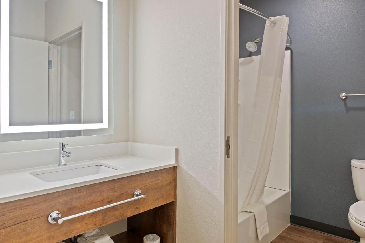 Deluxe Queen Studio 2 Queen Beds Hearing Accesible Non-Smoking