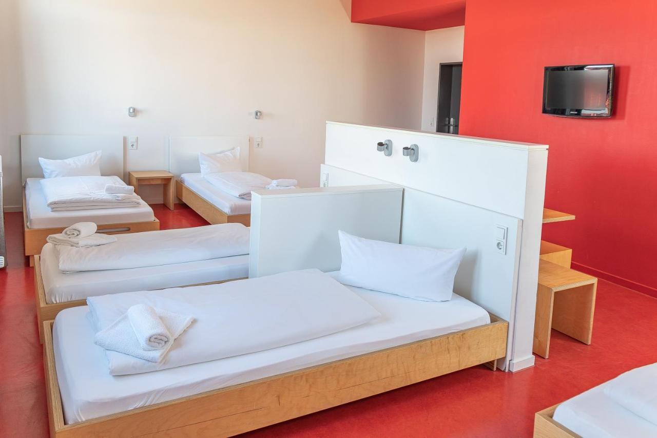 Sextuple Room