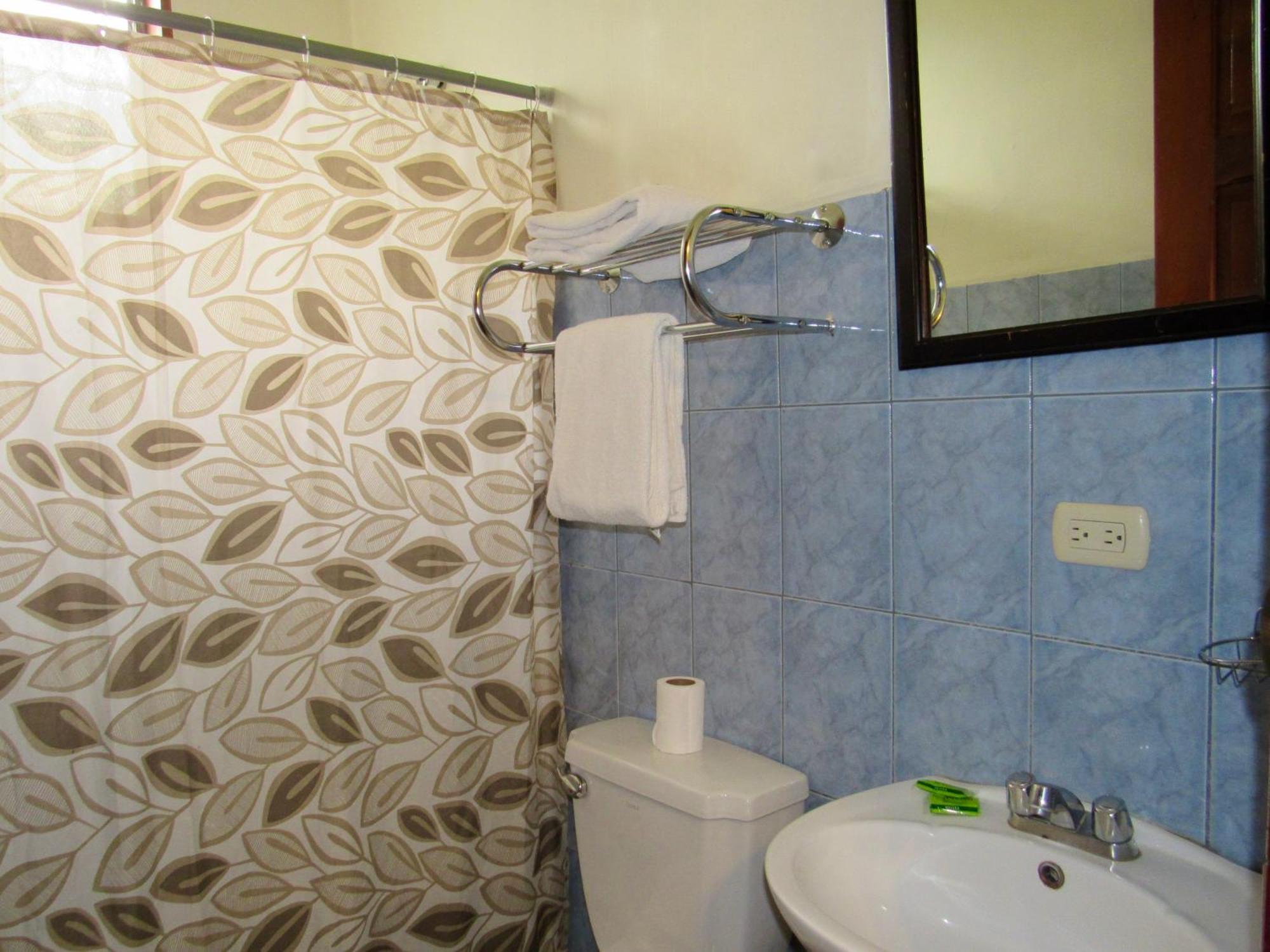 Double Room A or C Private Bathroom