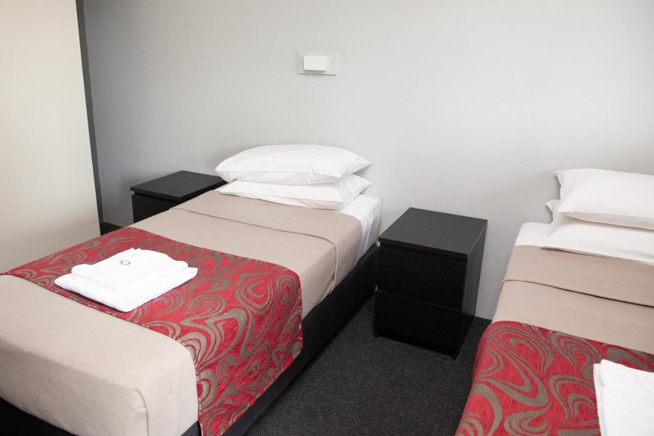 Twin Room with Private Bathroom