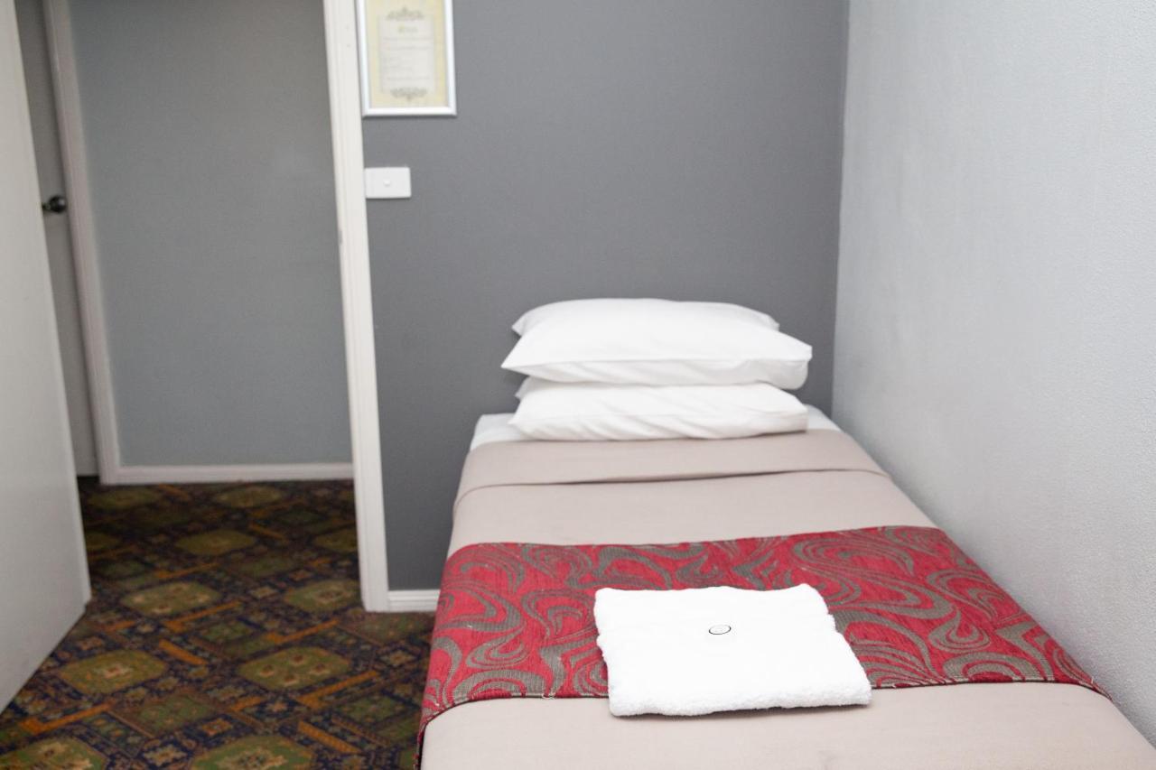 Single Room with Shared Bathroom