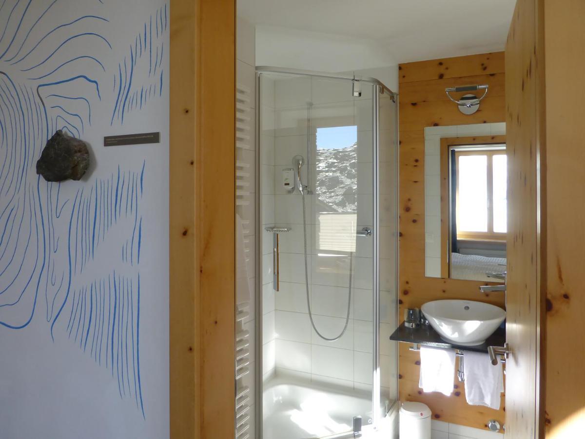 Doppelzimmer mit Blick auf das Matterhorn