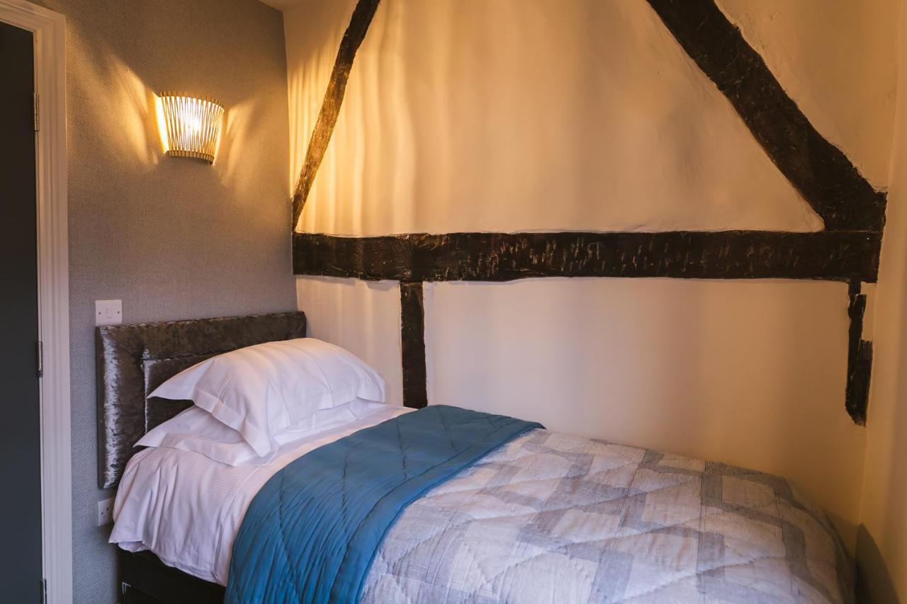 Deluxe Single Room