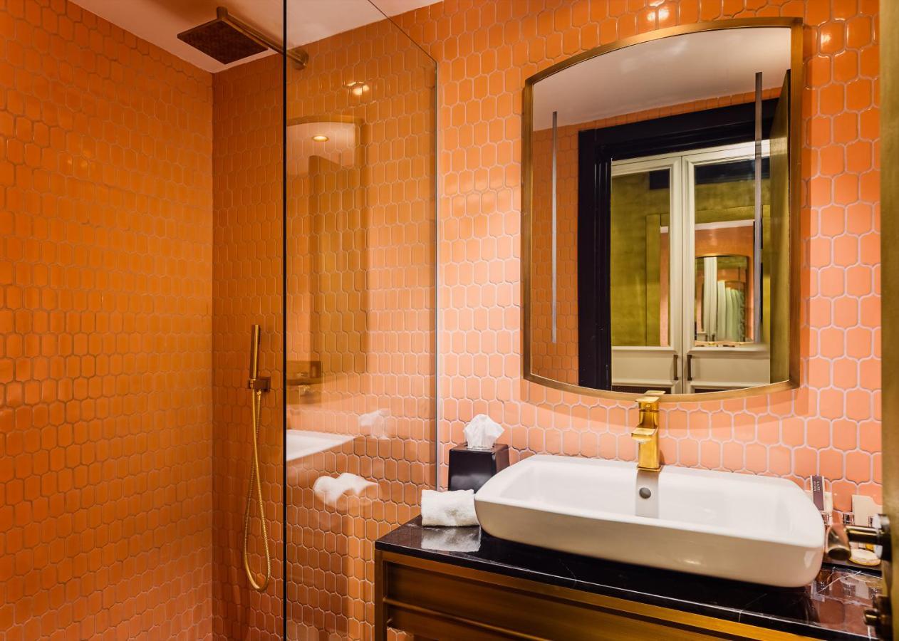 Deluxe Triple Room with City View