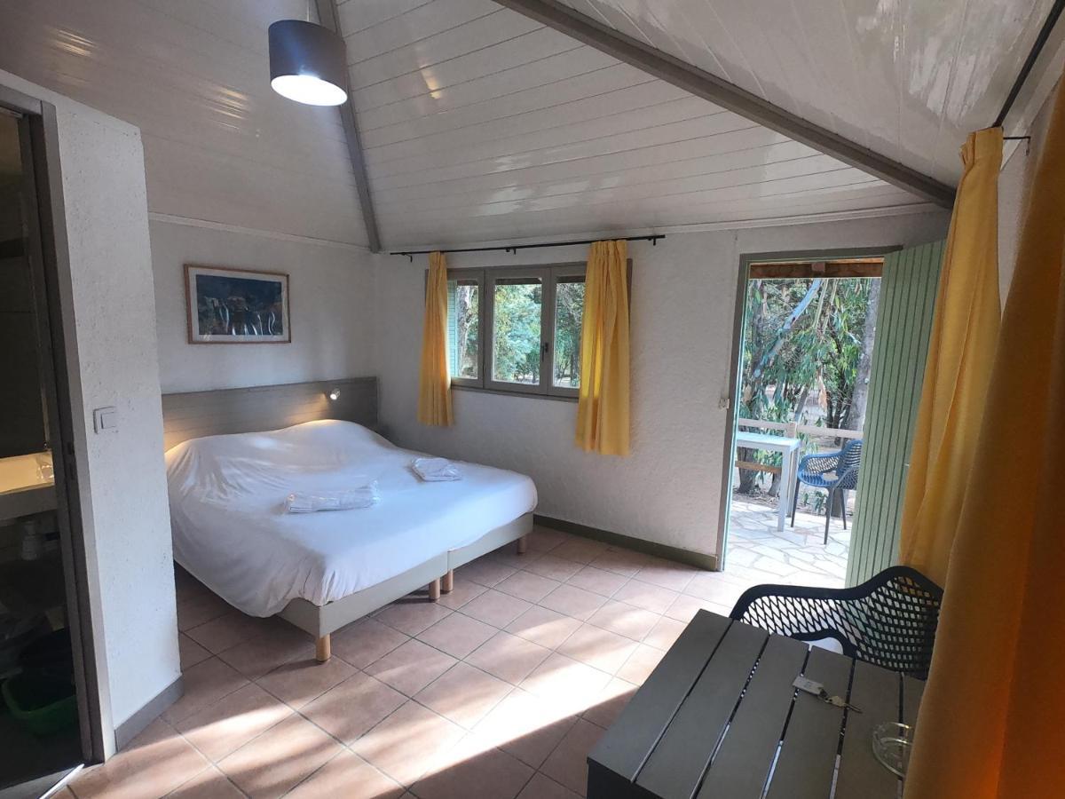 Bungalow 1 Chambre avec Salle de Bains Privative