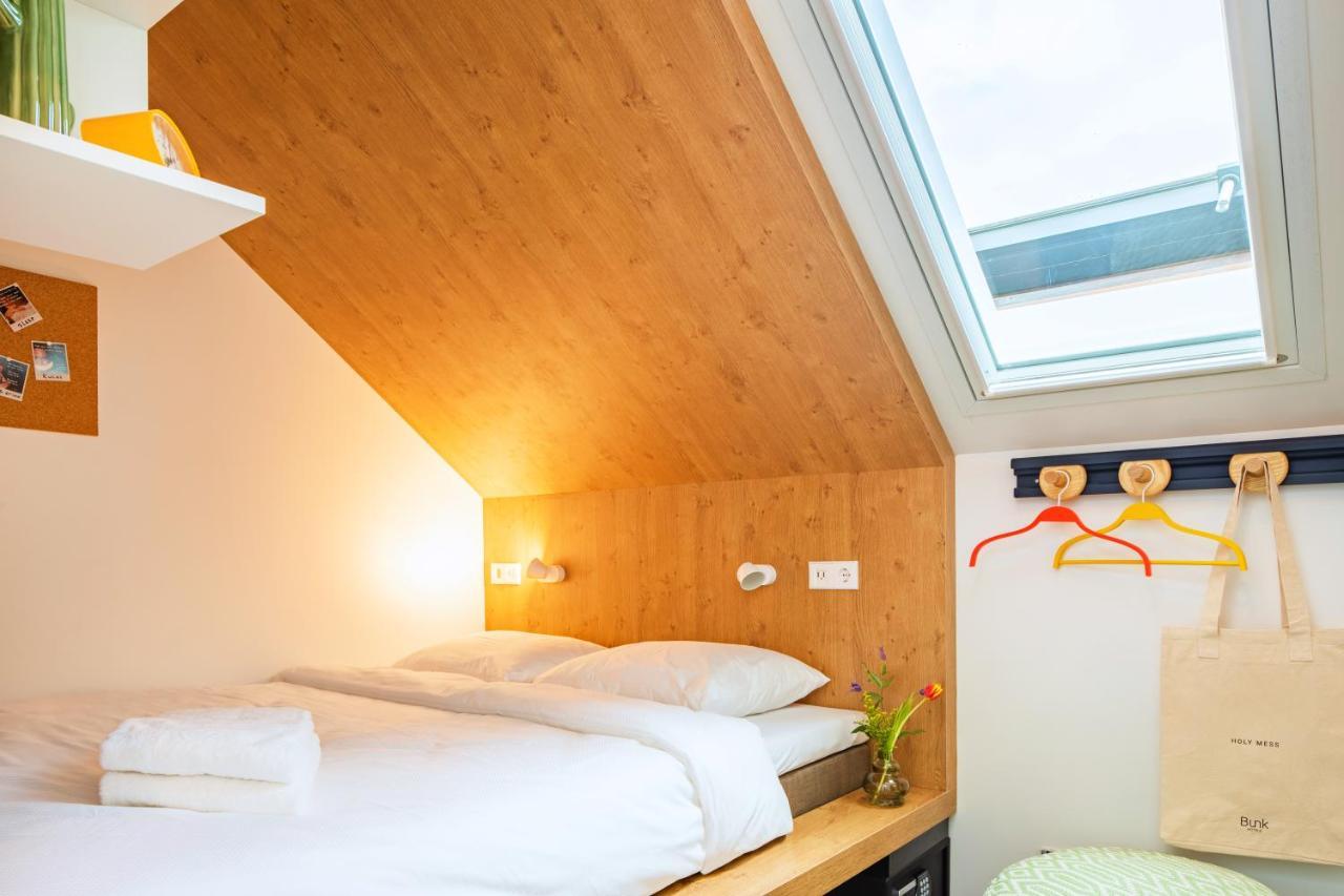 Compact room