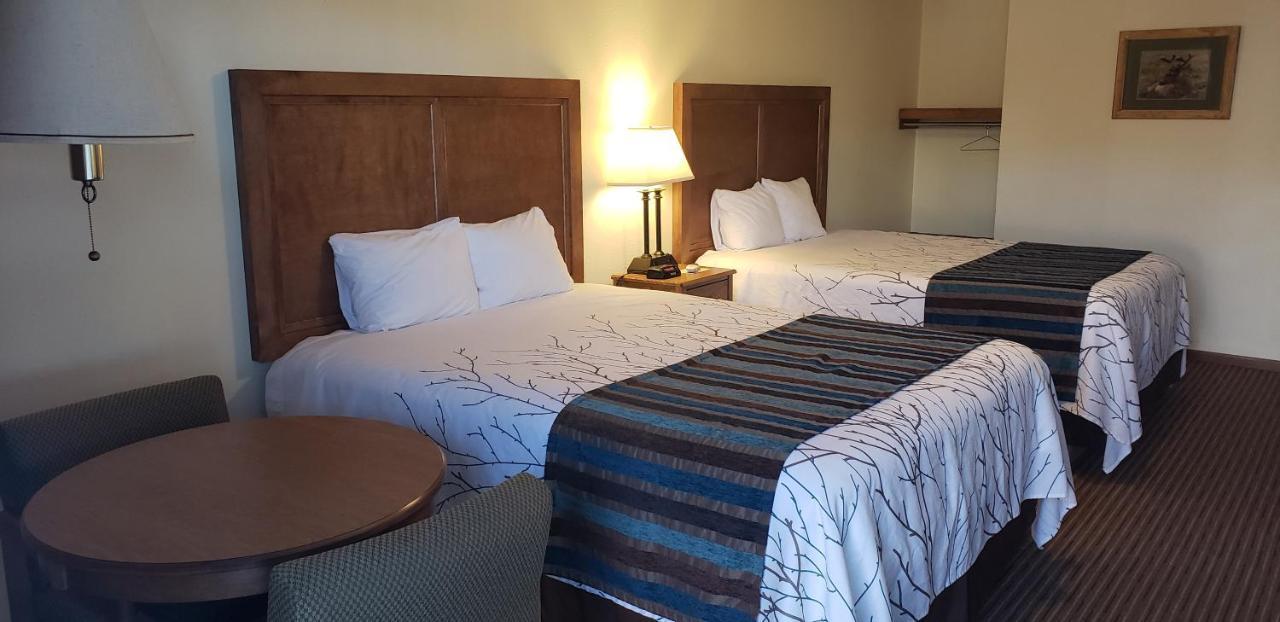 Deluxe Queen Room Two Queen Beds