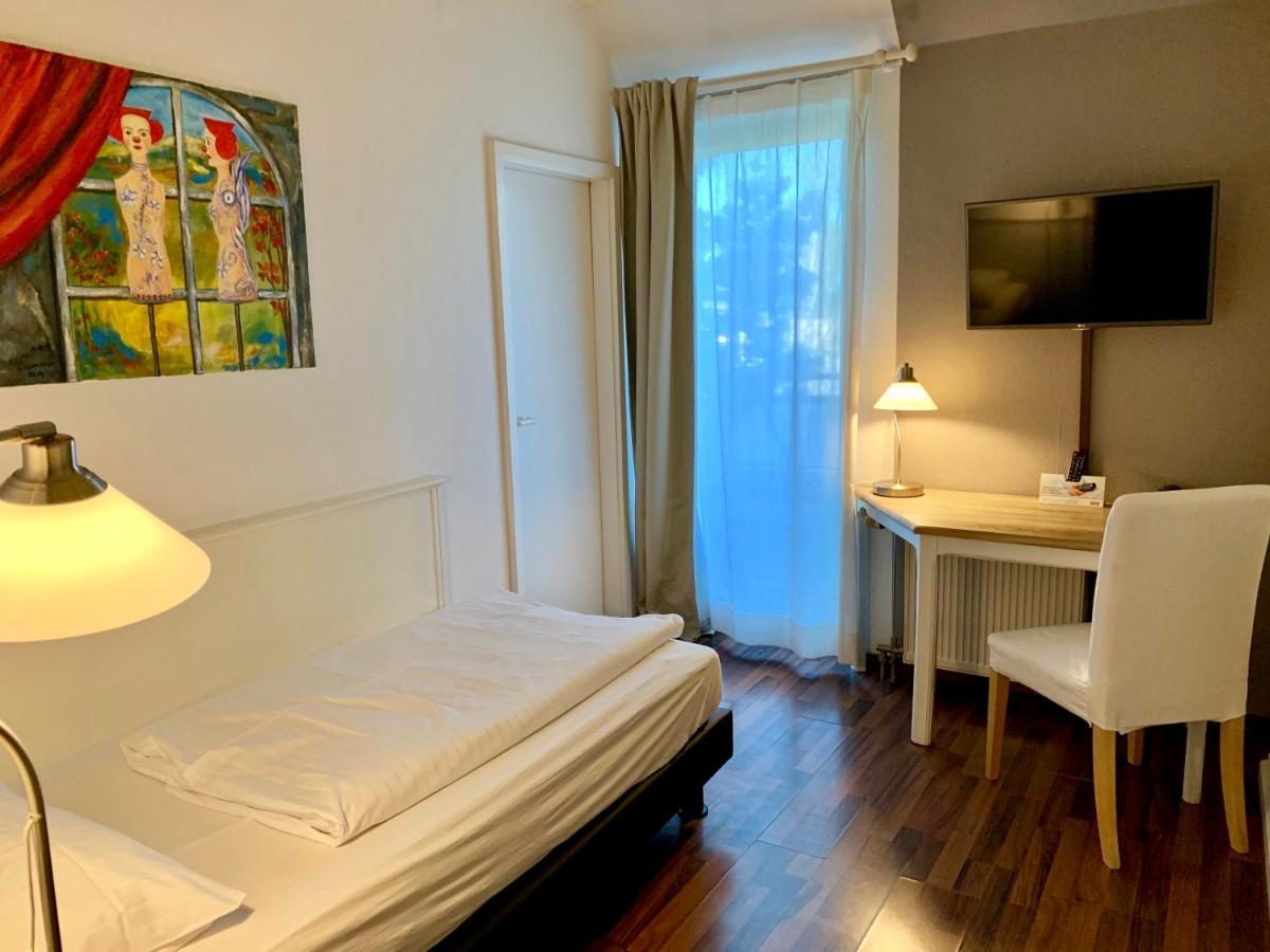 Single Room Terrace