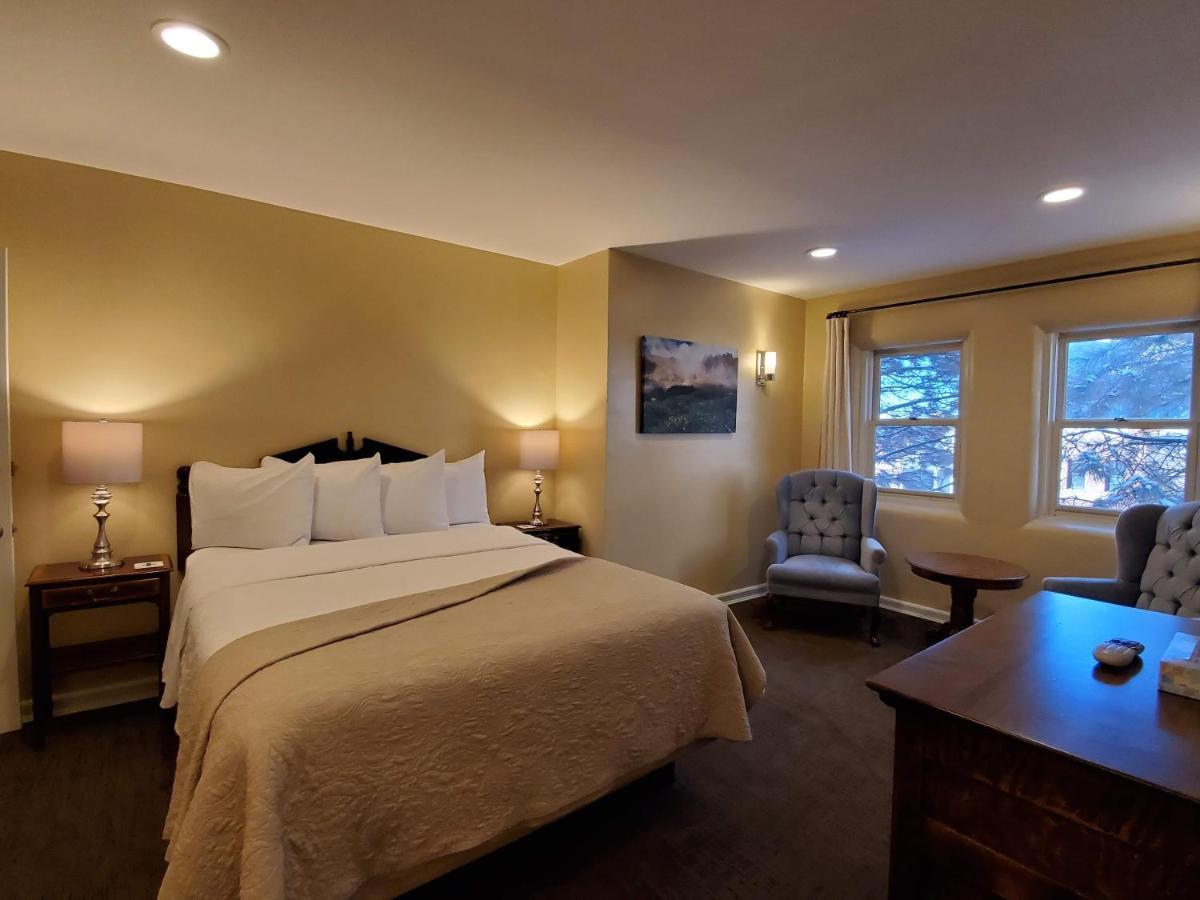 Two-Bedroom Suite