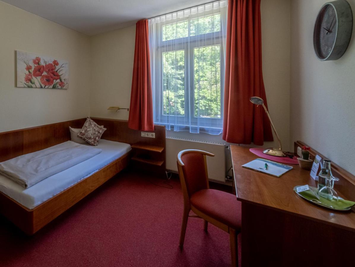 Standard Single Room