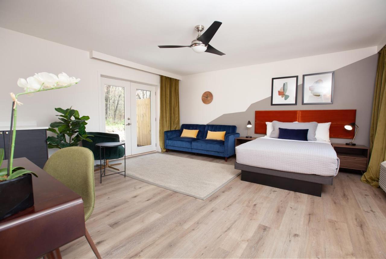Two-Bedroom Suite