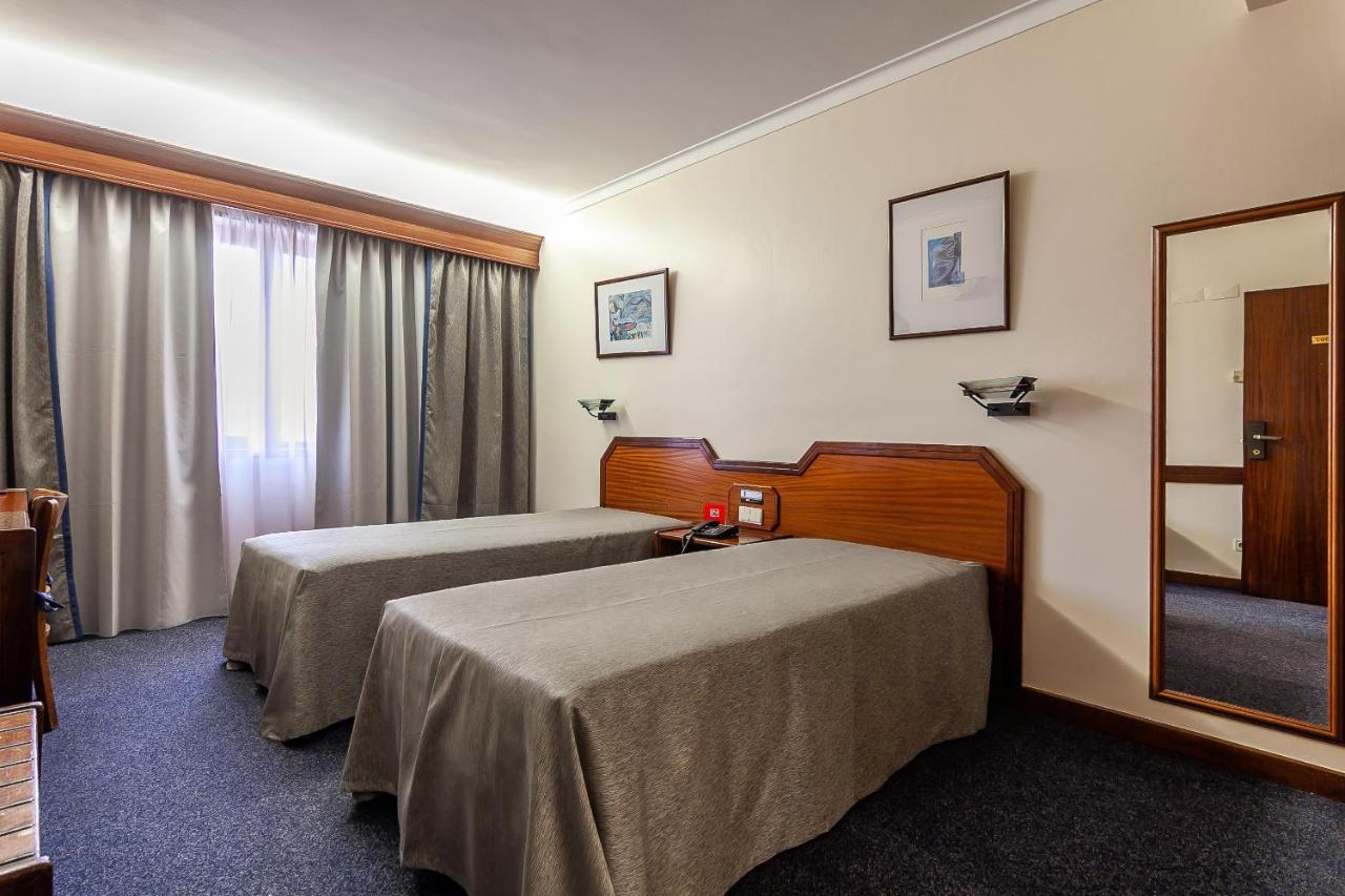 Quarto Twin
