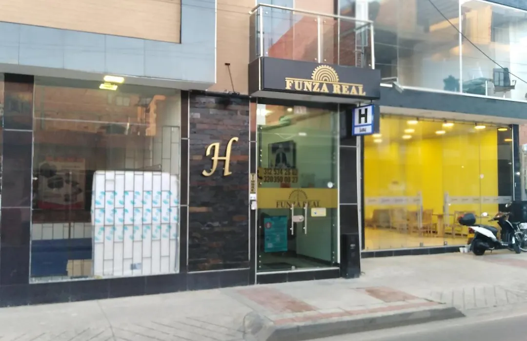 Hotel Funza Real-1