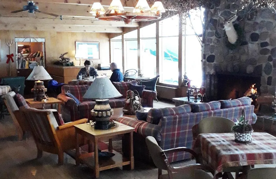 Birchwood Inn-1