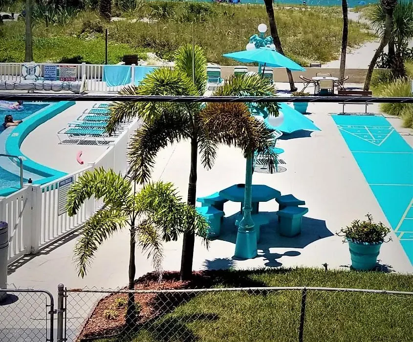 Johns Pass Beach Motel-1