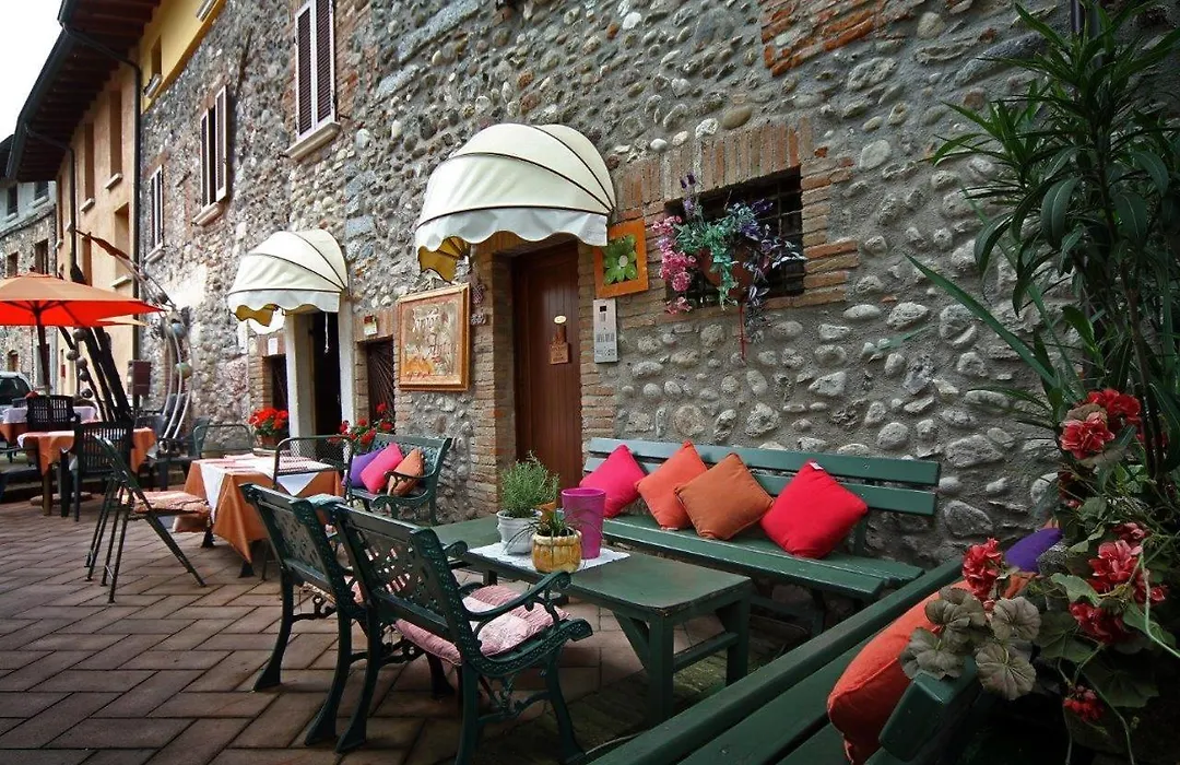 AL BORGO ANTICO Ristorante con camere-1