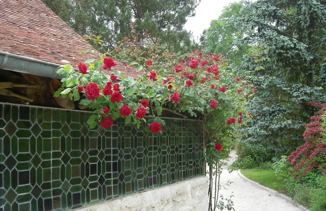 La Petite Marguerite-1