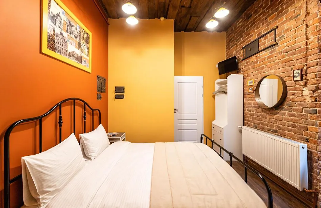 Post House Rooms-1