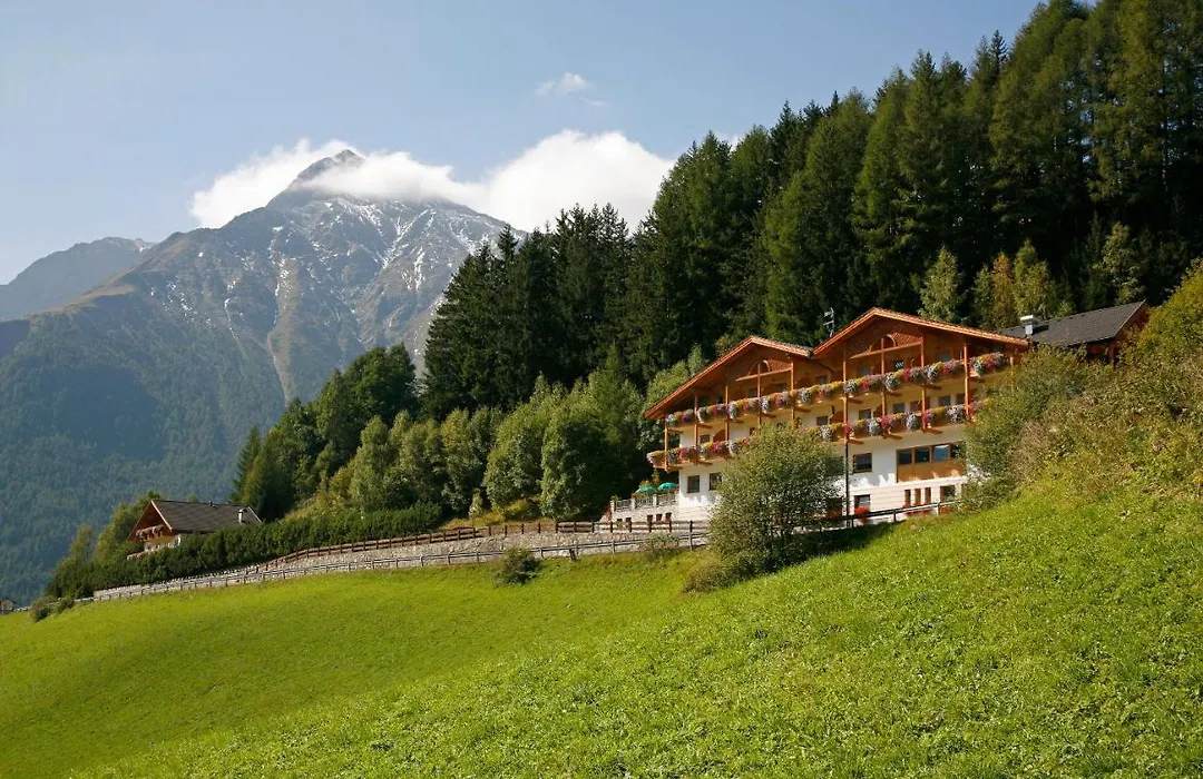Hotel Kranebitt-1