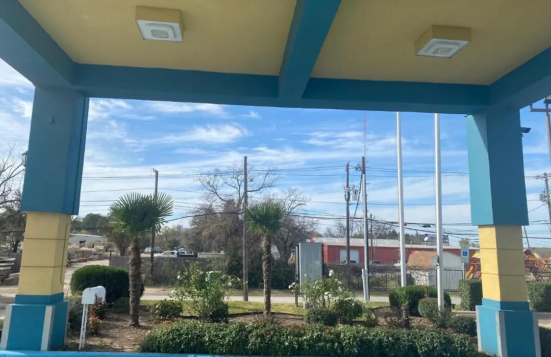 Tropicana Inn And Suites-1