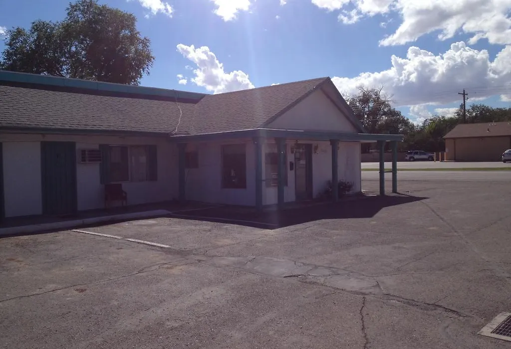Budget Inn-1