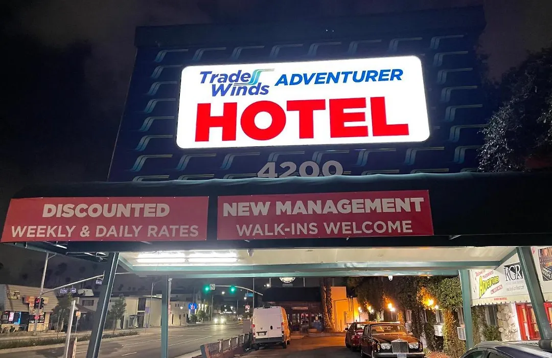La Adventurer Hotel-1