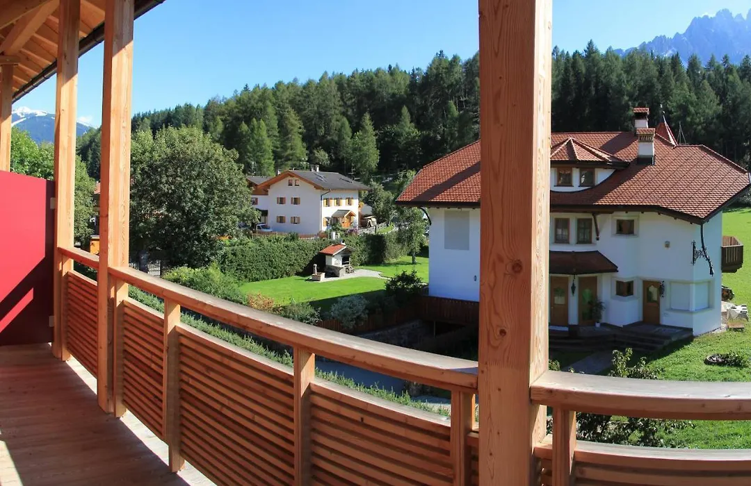 Garni - Hotel Am Burghuegel-1