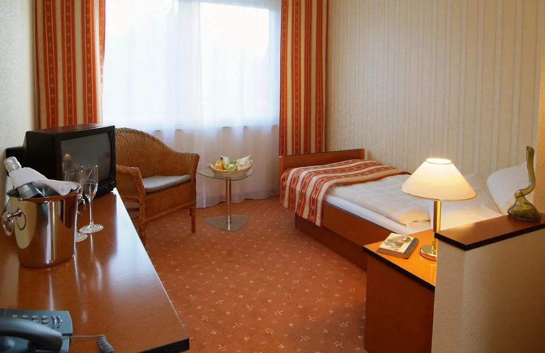 ParkHotel Nieheim-1
