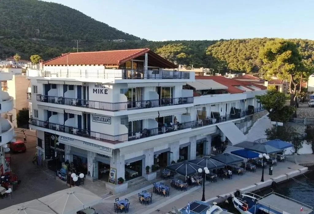 Hotel Mike-1