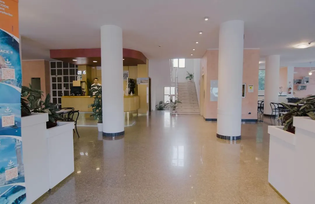 Hotel Beverly-1