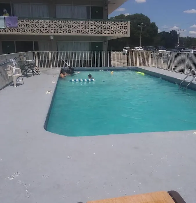 The Virginian Motel-1