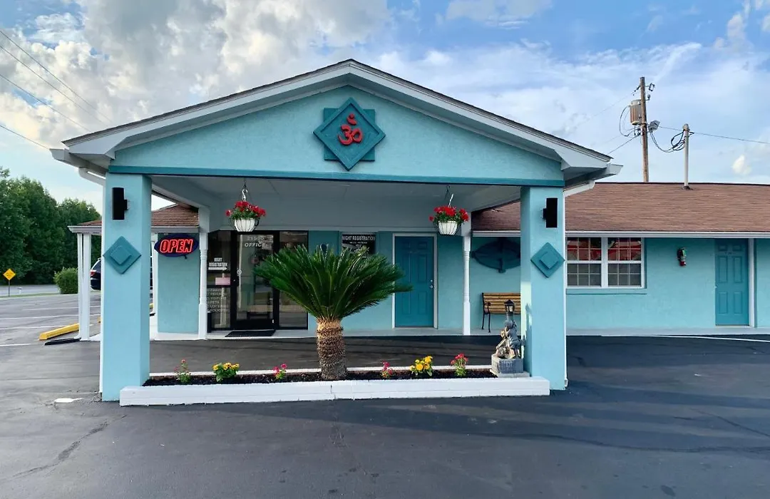 Budget Inn - Laurens-1