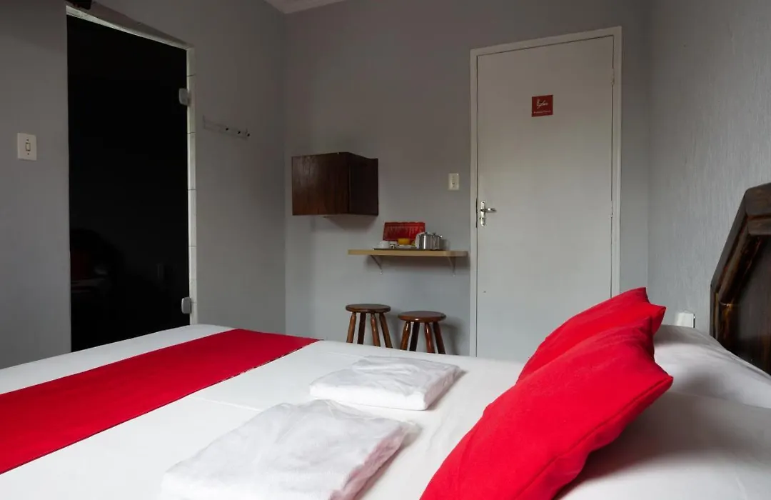 Hotel Anália Franco-1